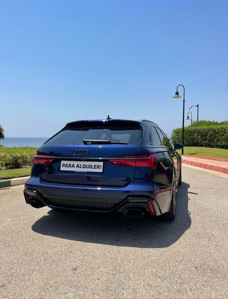 Audi RS6 (Blue)