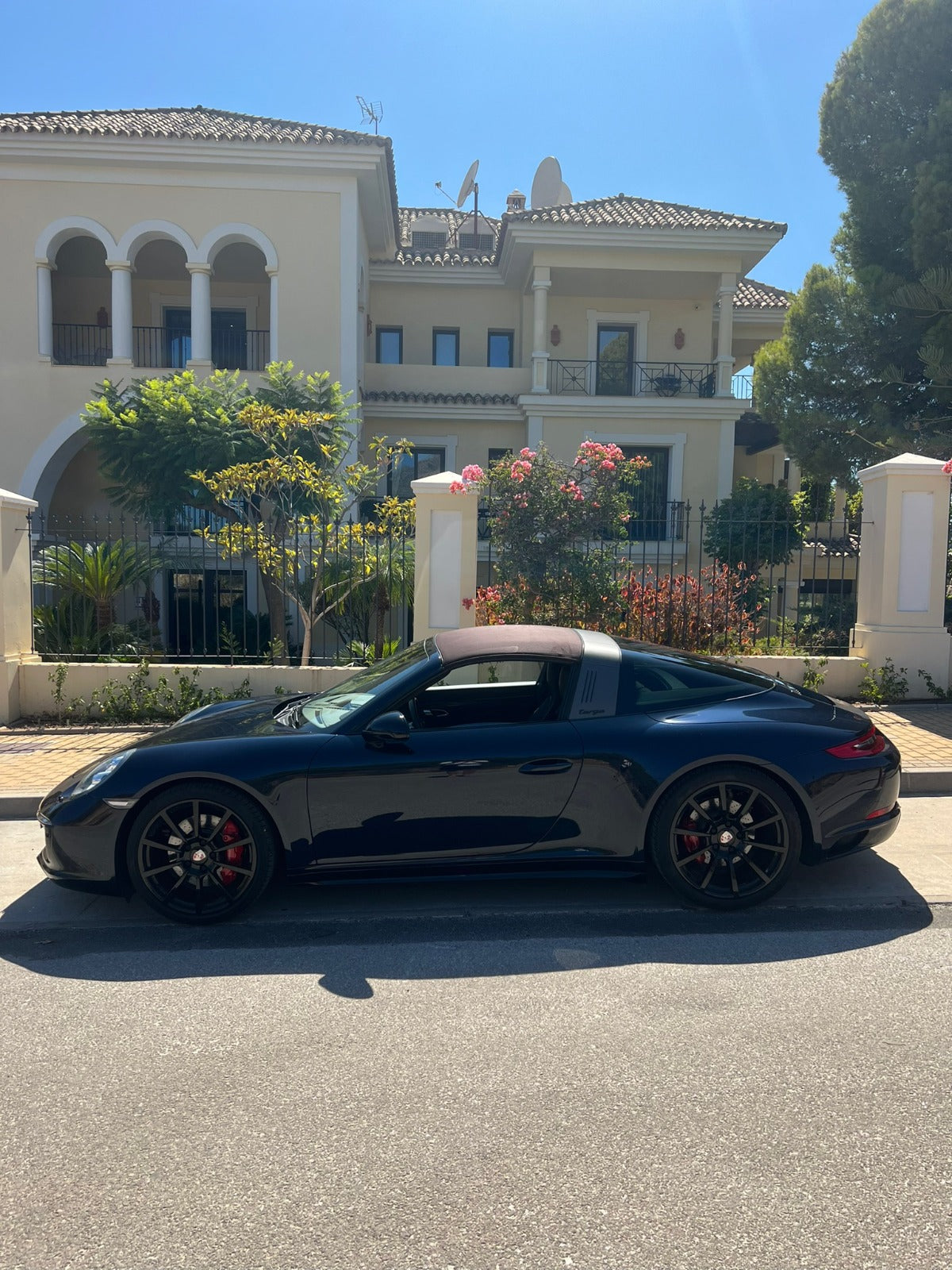 Porsche - 911 Targa 4s