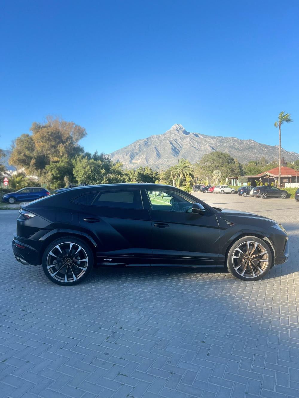 Lamborghini - Urus S